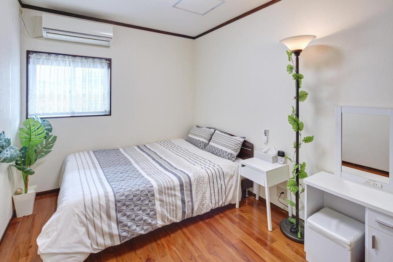Apartment Wind Makiminato *
