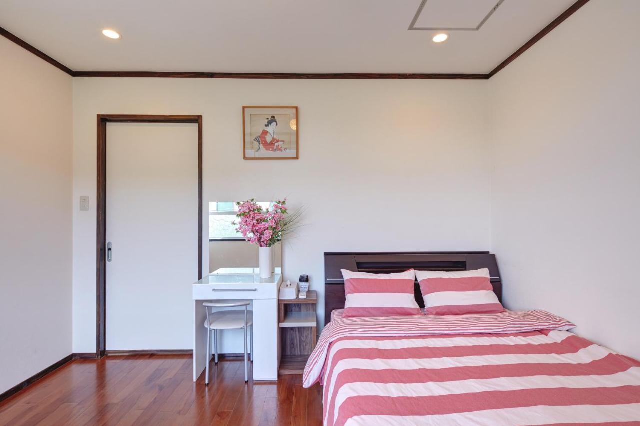 Apartment Wind Makiminato Urasoe